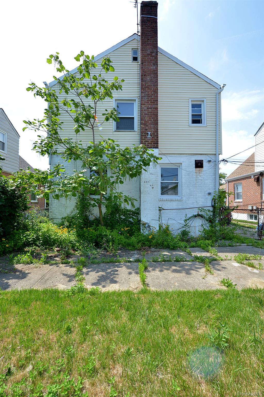 12007 225th Street Property Photo 11