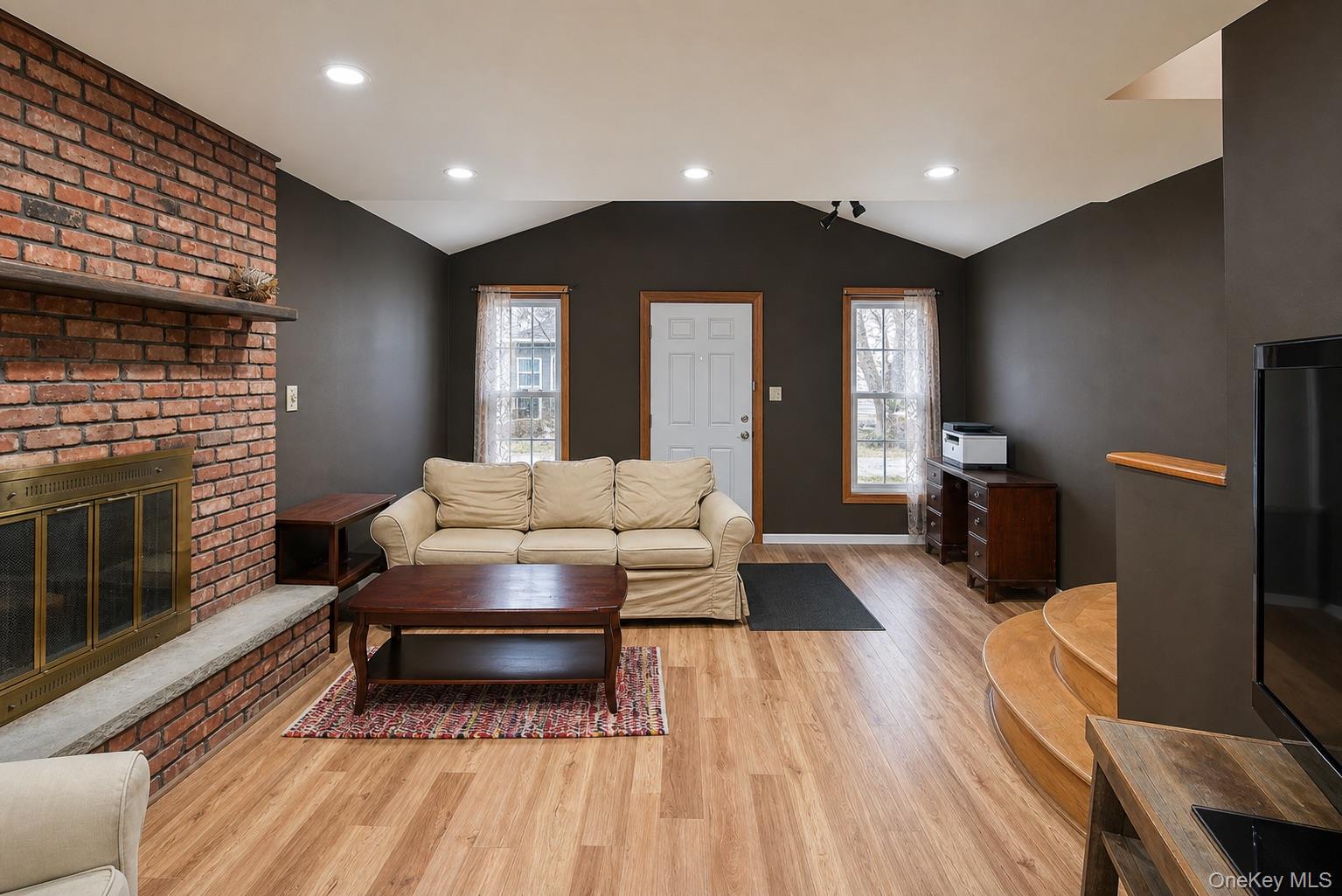 27 Avondale Street Property Photo 6