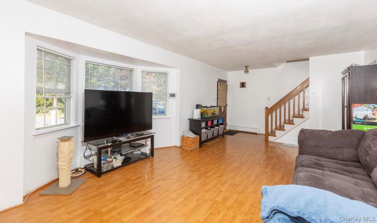250 Clarice Boulevard Property Photo 3