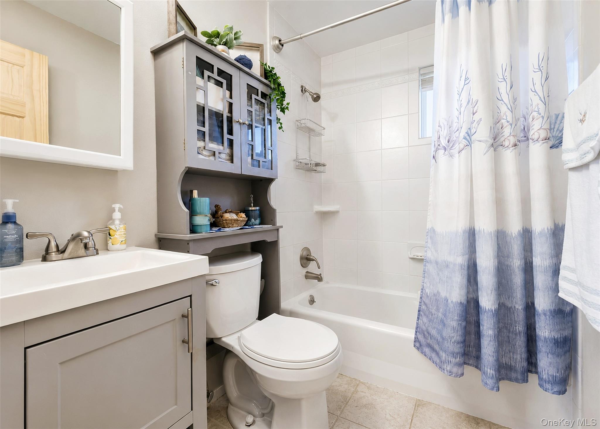 8 Harrison Street Property Photo 6