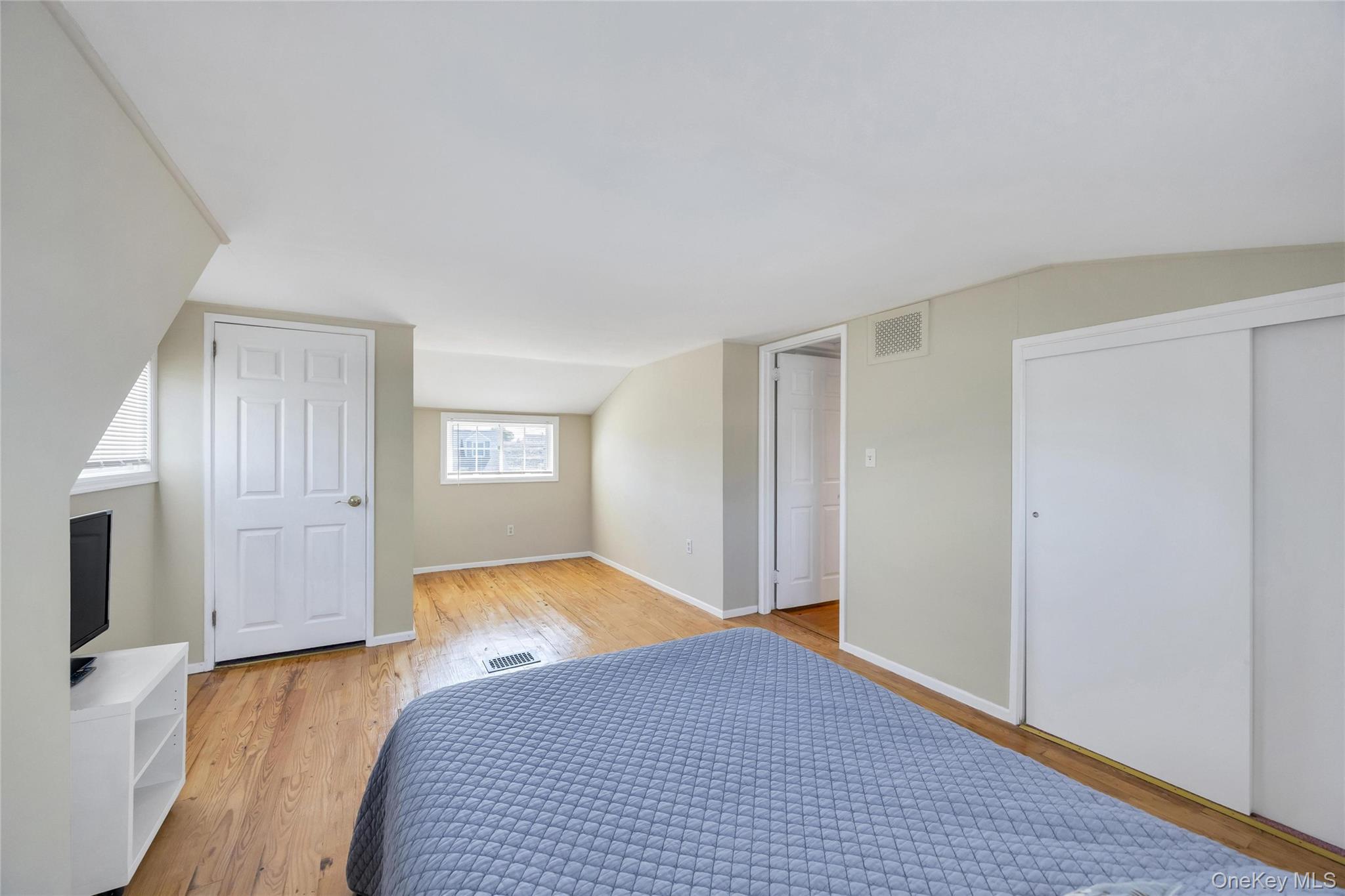 42 Crescent Street Property Photo 13