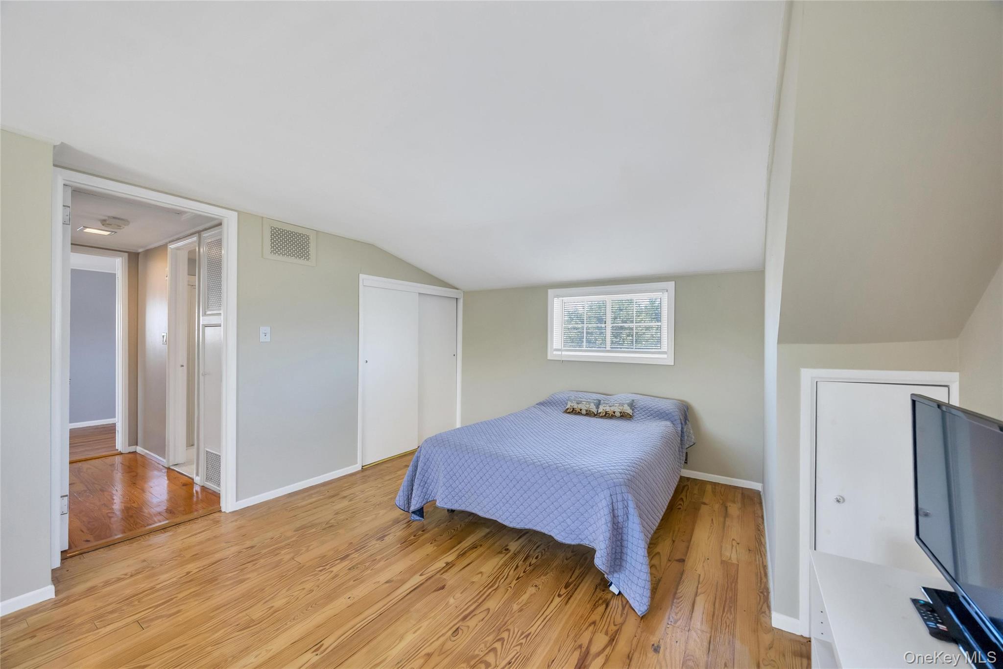 42 Crescent Street Property Photo 14