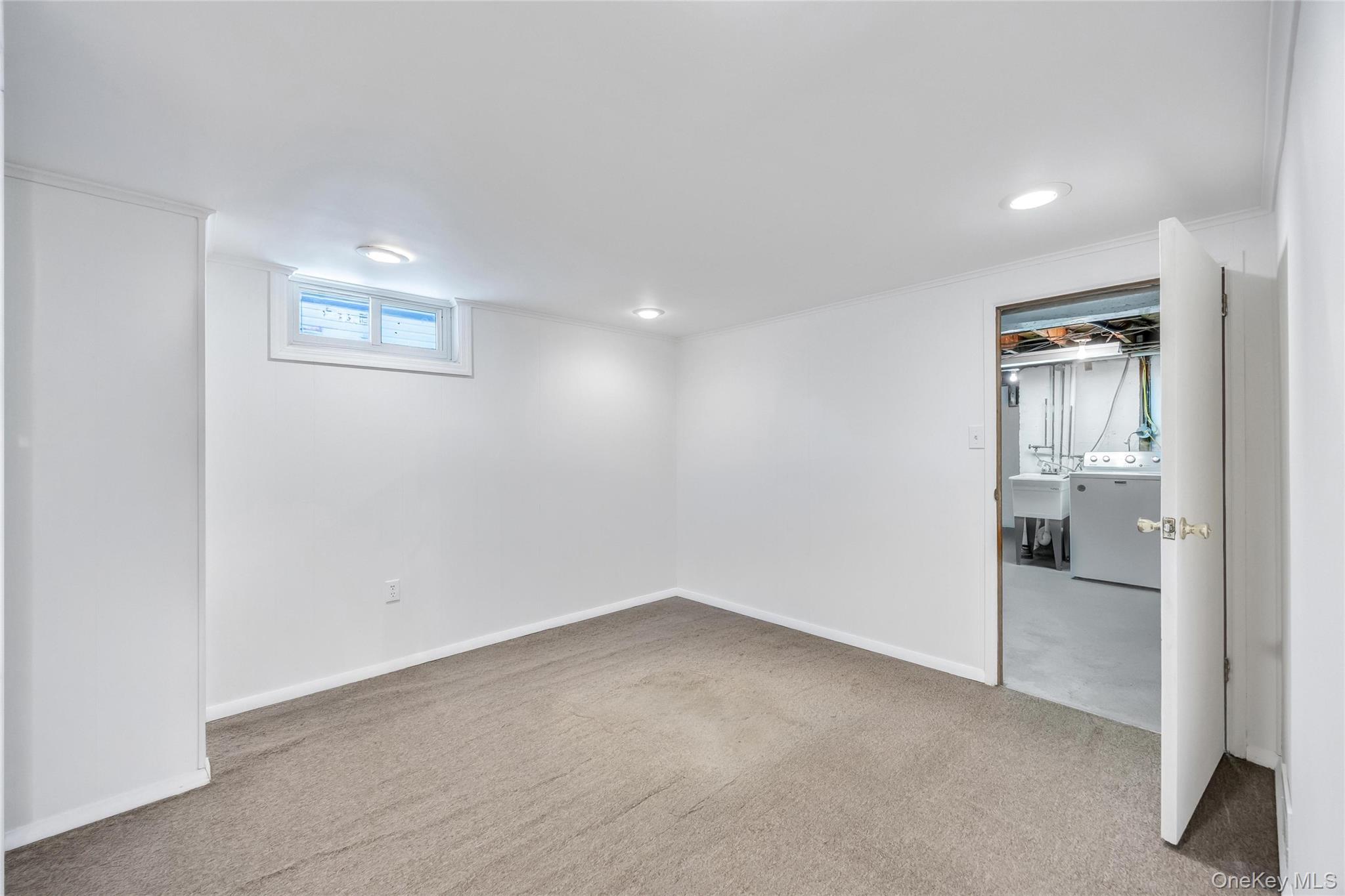 42 Crescent Street Property Photo 23