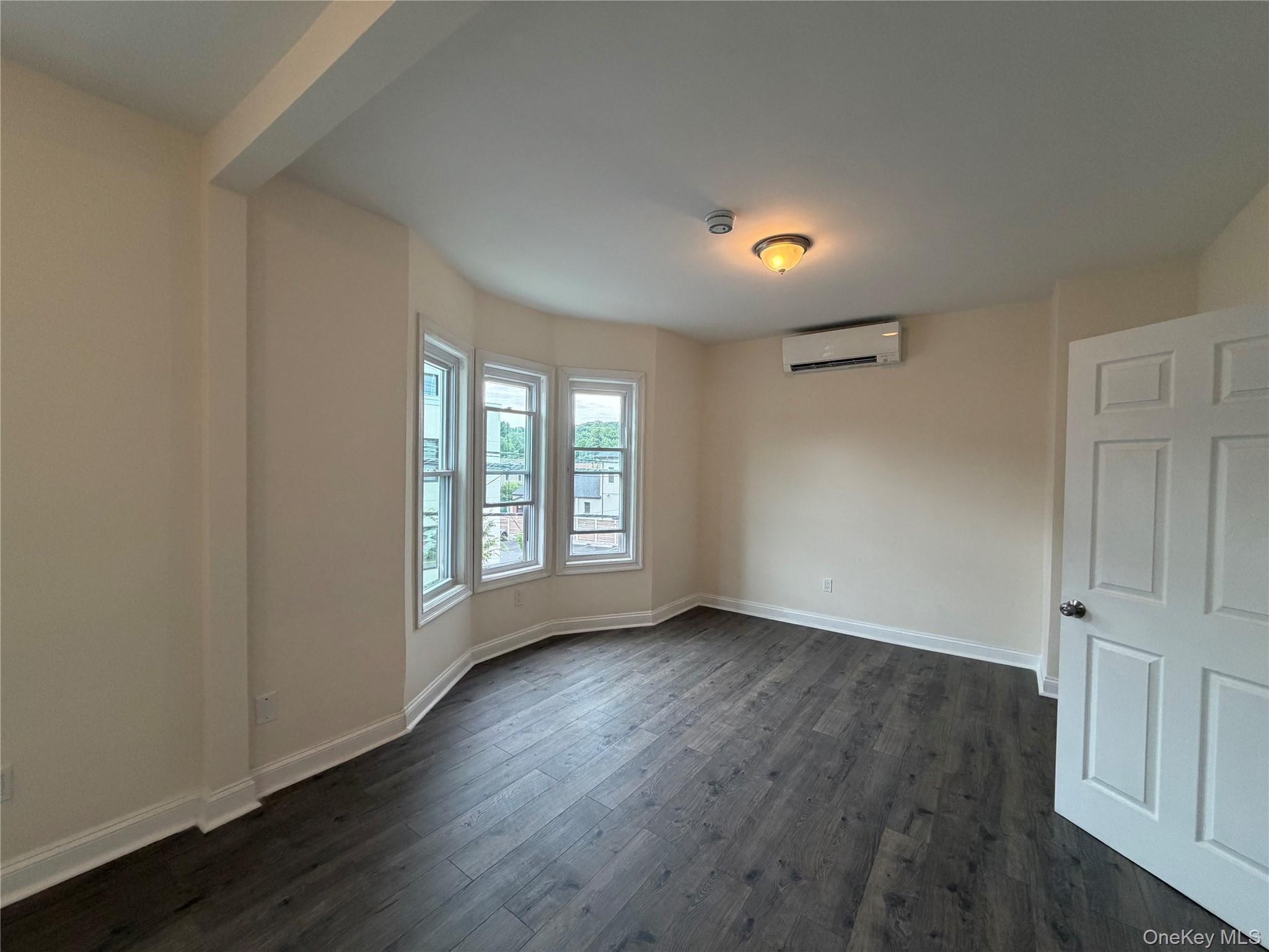 182 Ashford Avenue 2 Property Photo 1