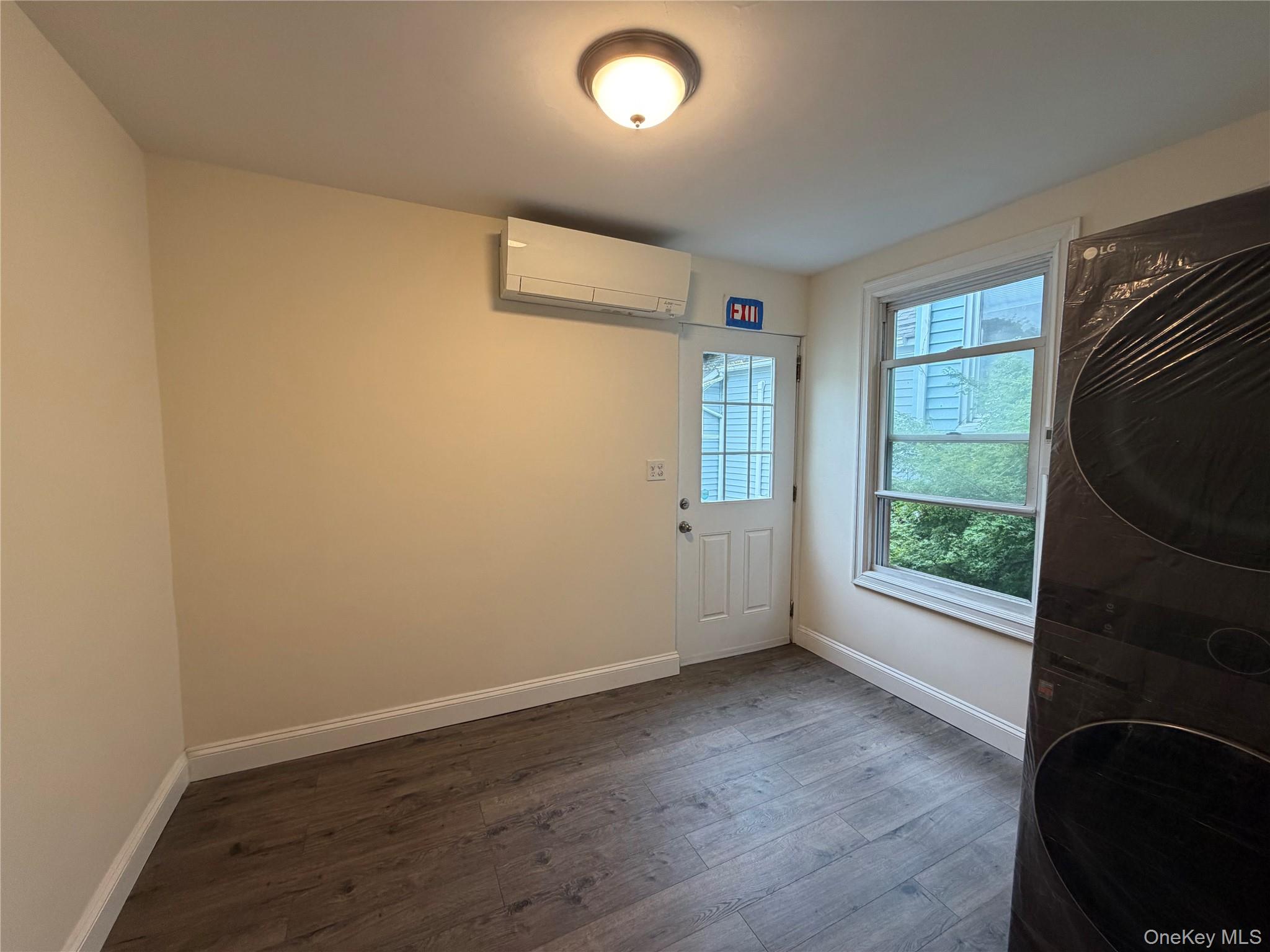 182 Ashford Avenue 2 Property Photo 2