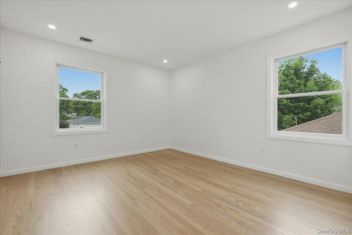 616 Harless Place Property Photo 22