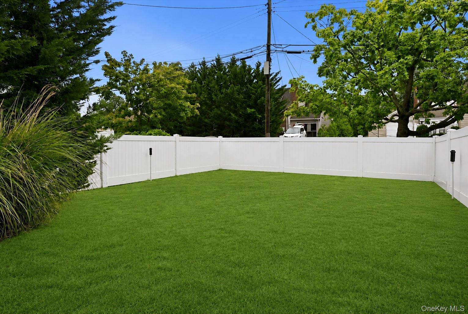 616 Harless Place Property Photo 31