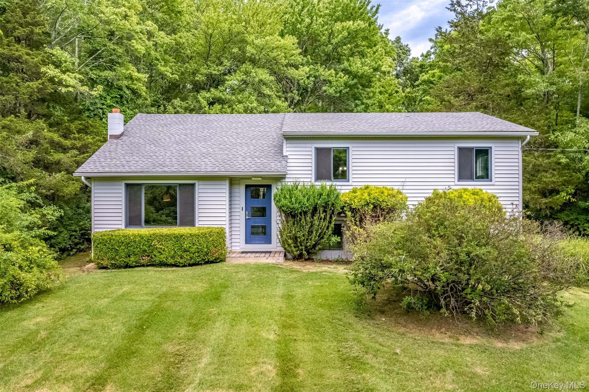 6 Hickory Hill Road Property Photo 1