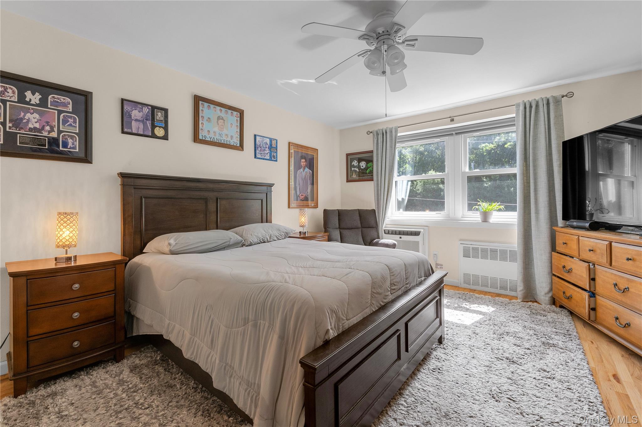 32 Pearsall Avenue 3f Property Photo 6