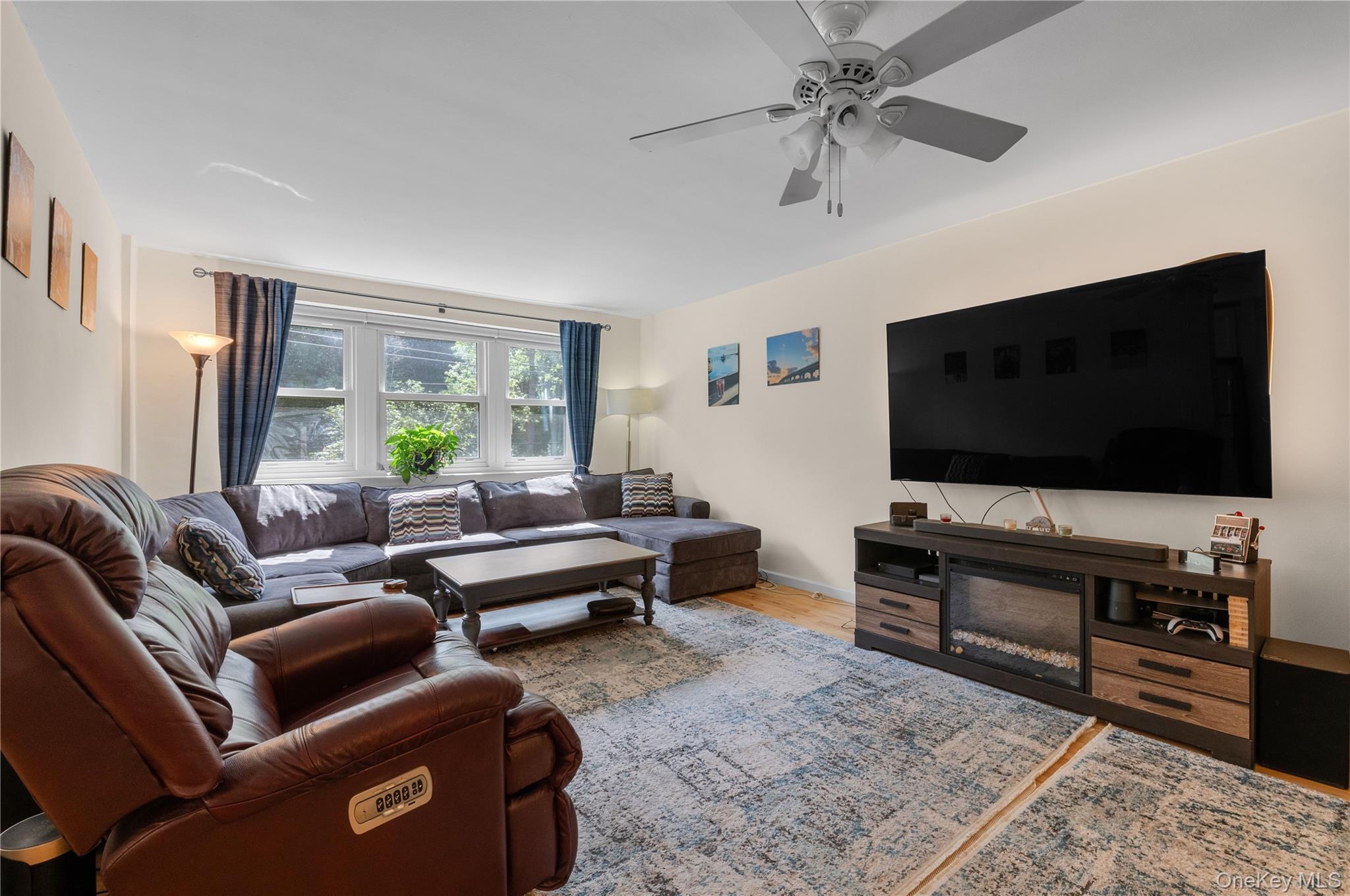 32 Pearsall Avenue 3f Property Photo 8