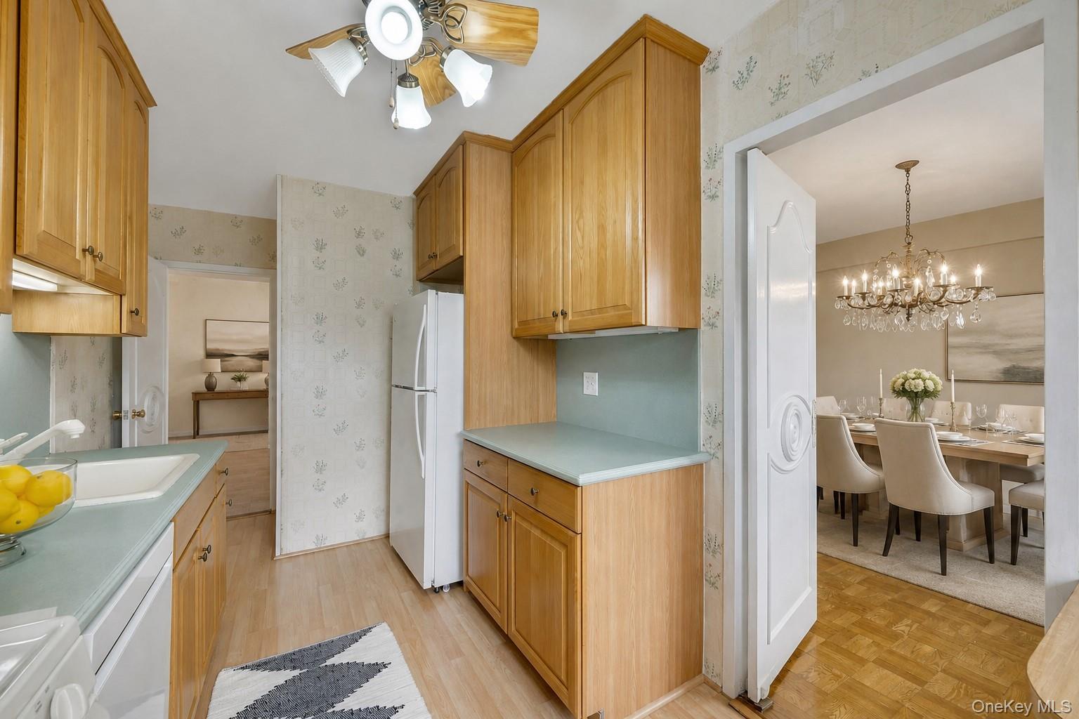 1200 Midland Avenue 9e Property Photo 7