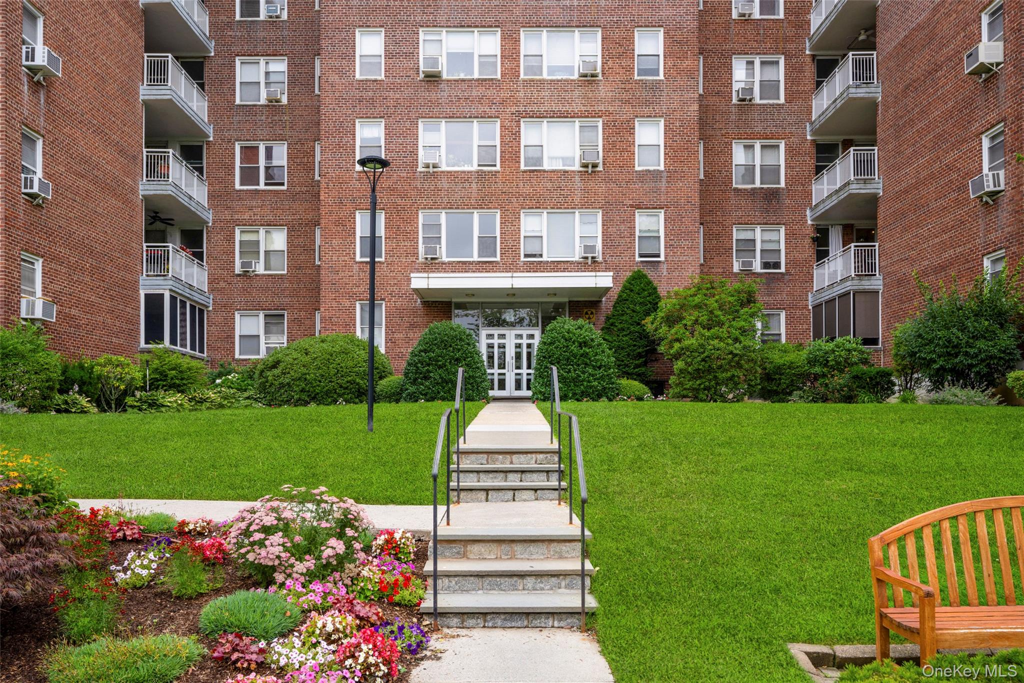 1255 North Avenue B6p Property Photo 1