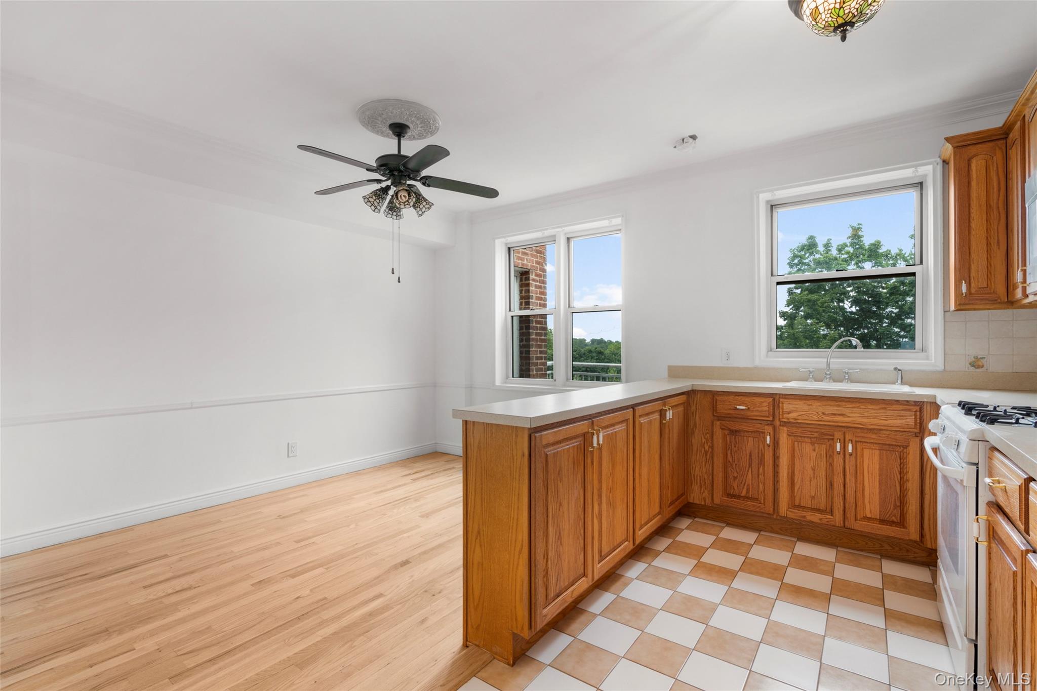 1255 North Avenue B6p Property Photo 16