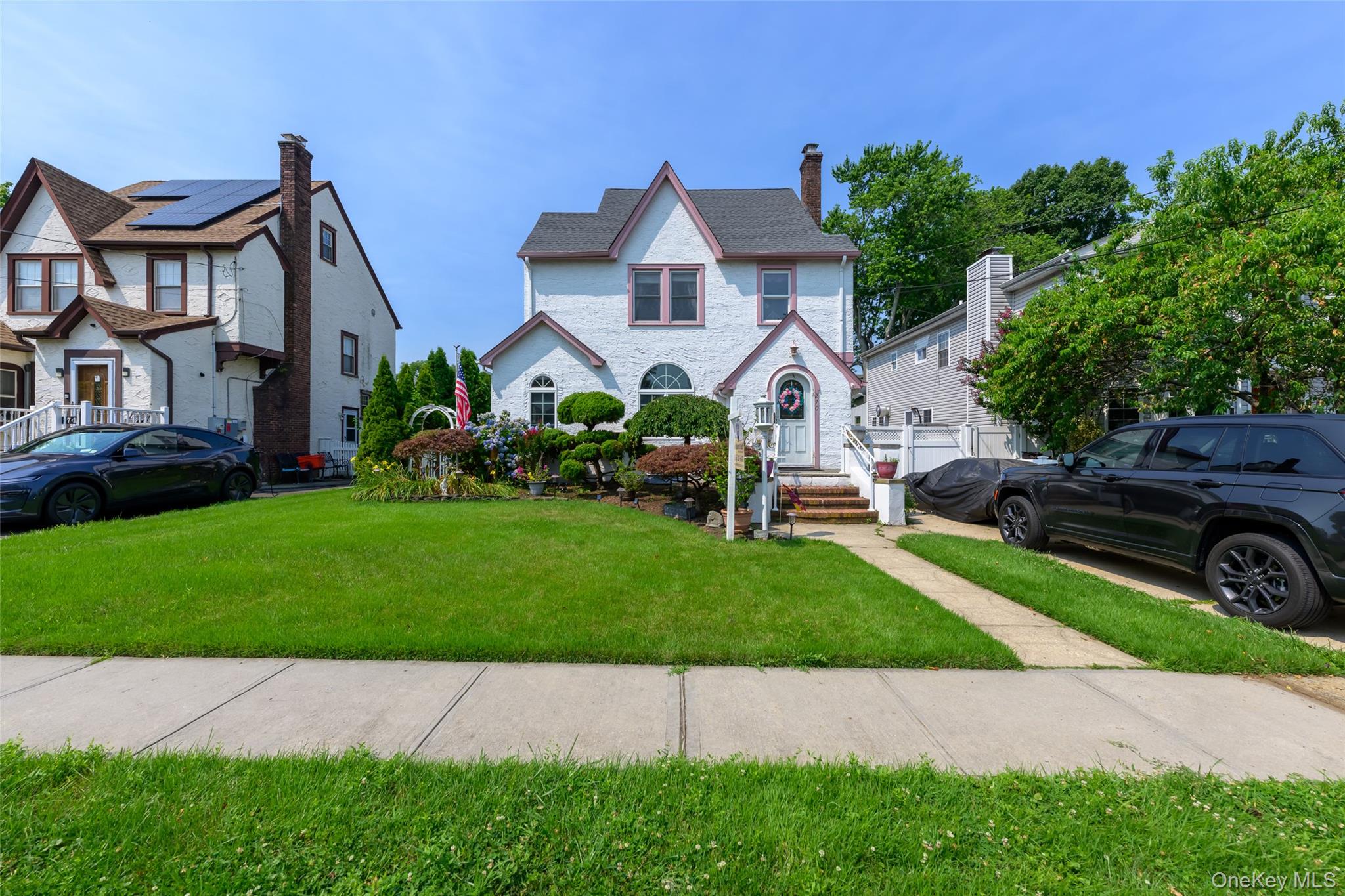 270 Bedell Terrace Property Photo 2