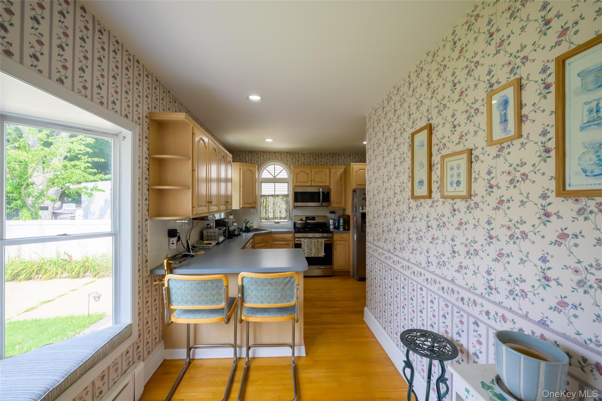 270 Bedell Terrace Property Photo 6