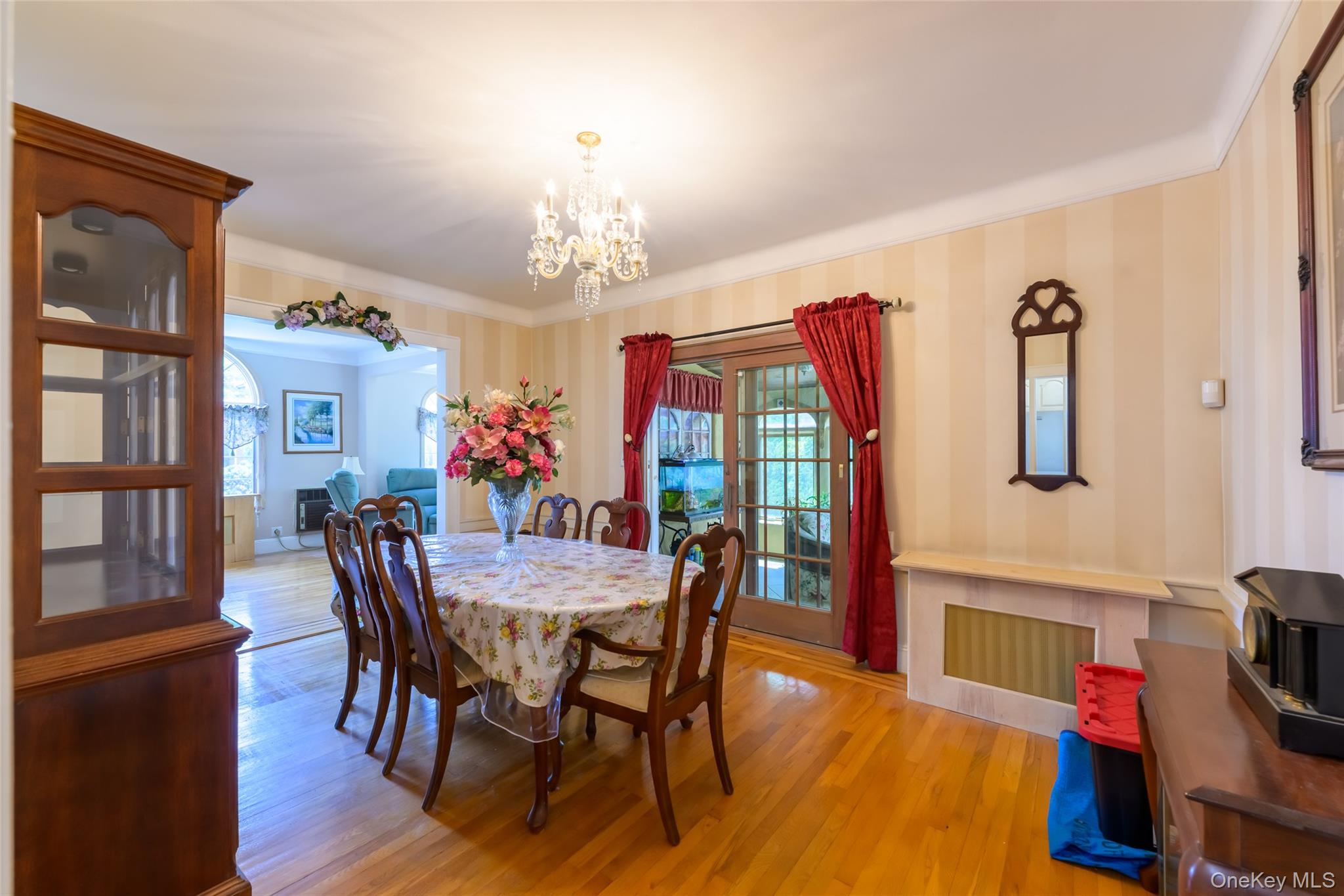 270 Bedell Terrace Property Photo 12