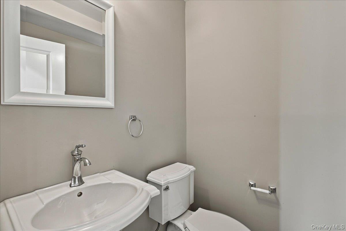 1219 Henry Avenue Property Photo 11