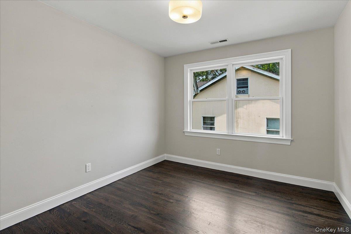 1219 Henry Avenue Property Photo 13