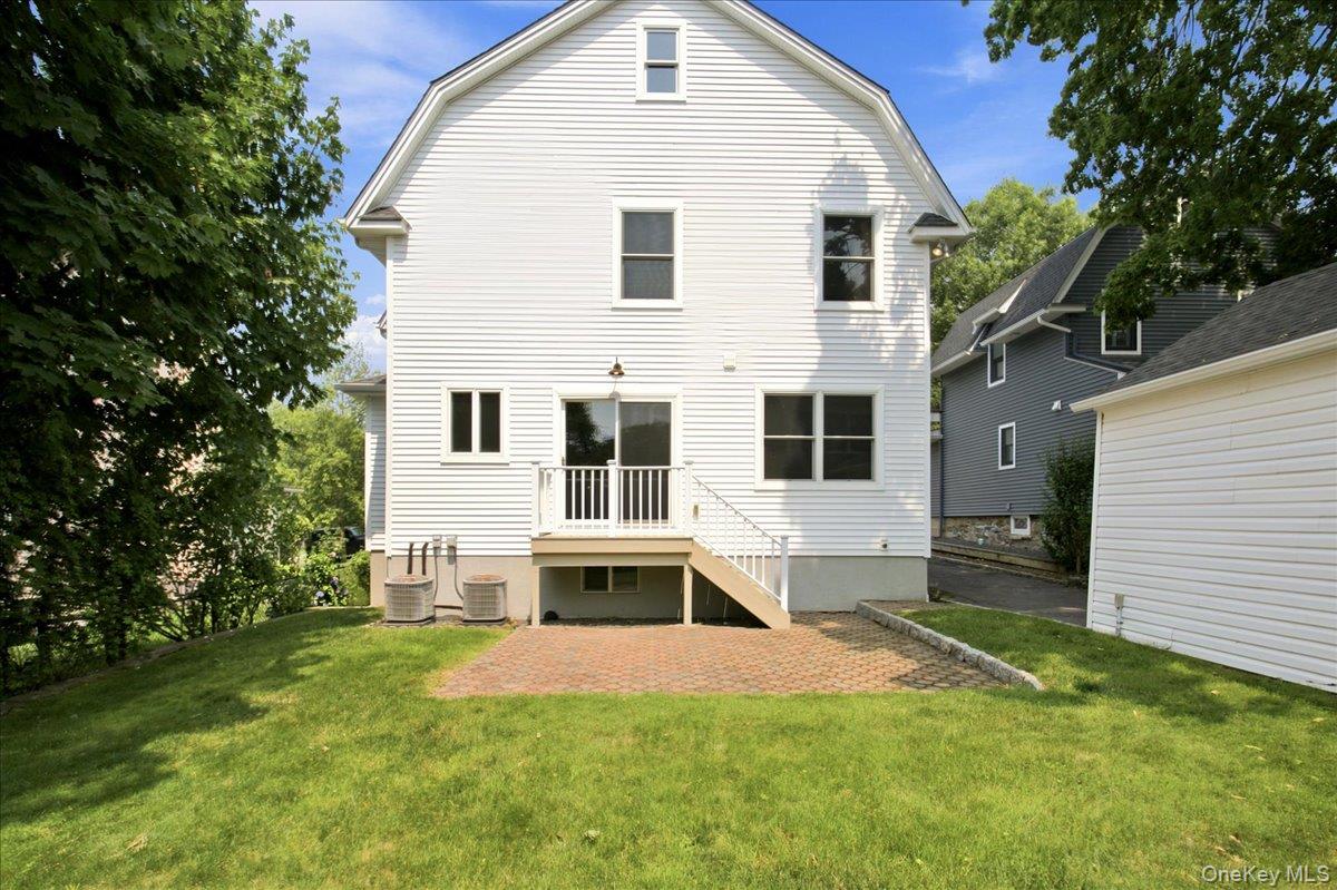1219 Henry Avenue Property Photo 19