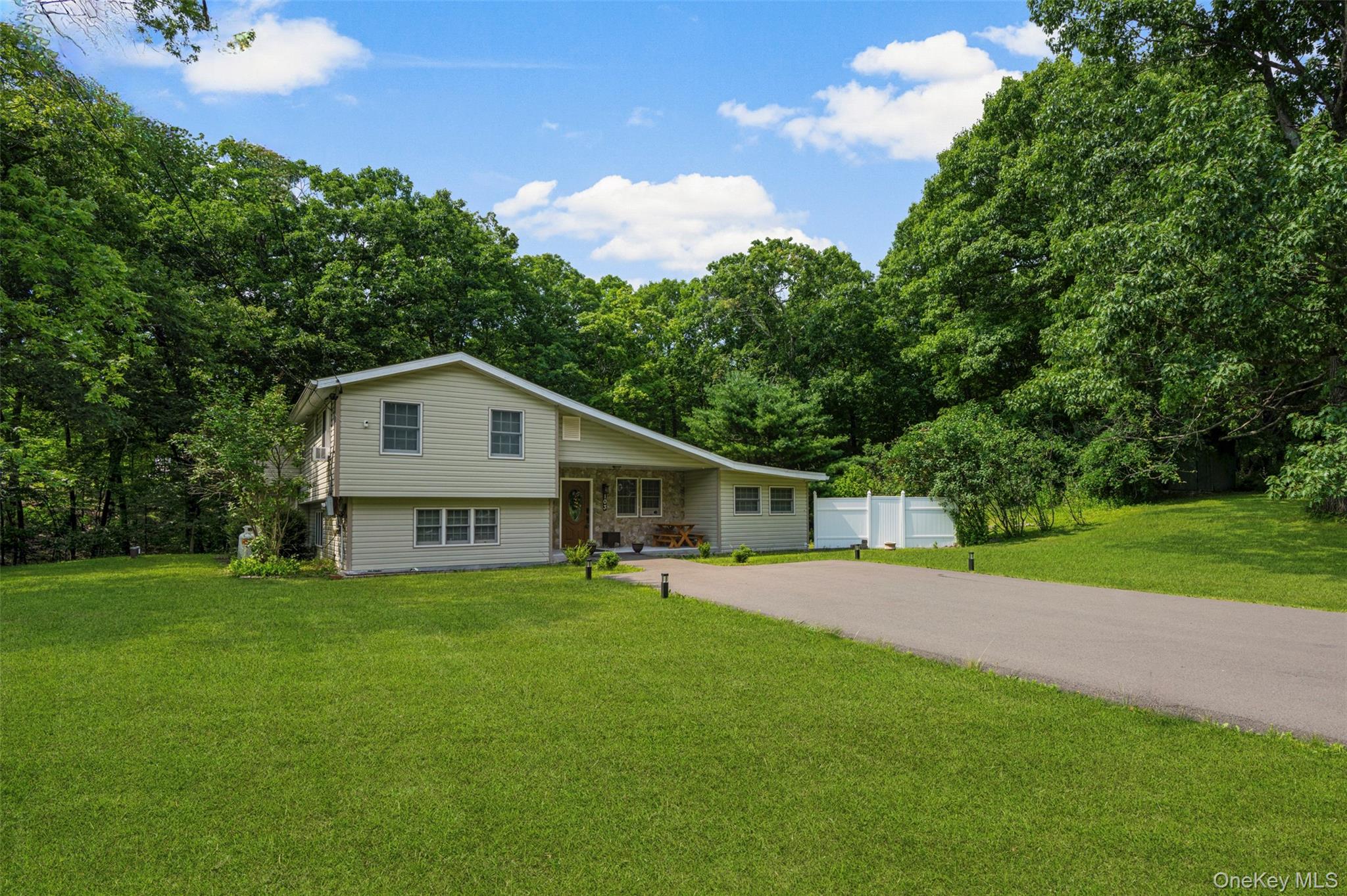 103 High Hill Road Property Photo 32