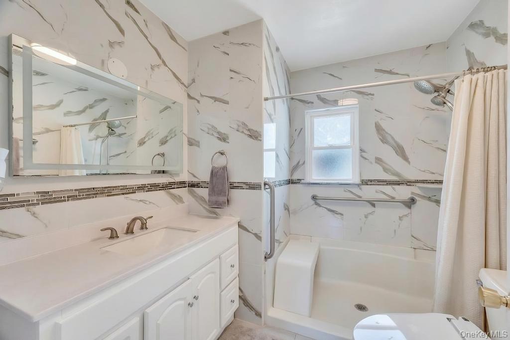 8726 249th Street Property Photo 8