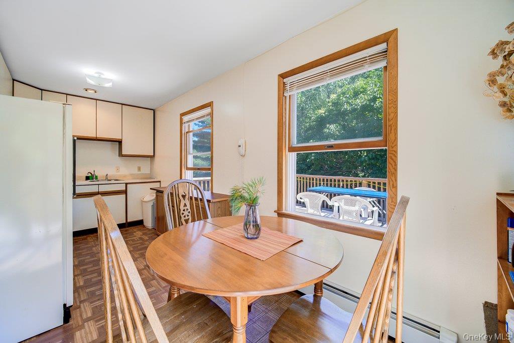 2082 Ulster Heights Road Property Photo 9