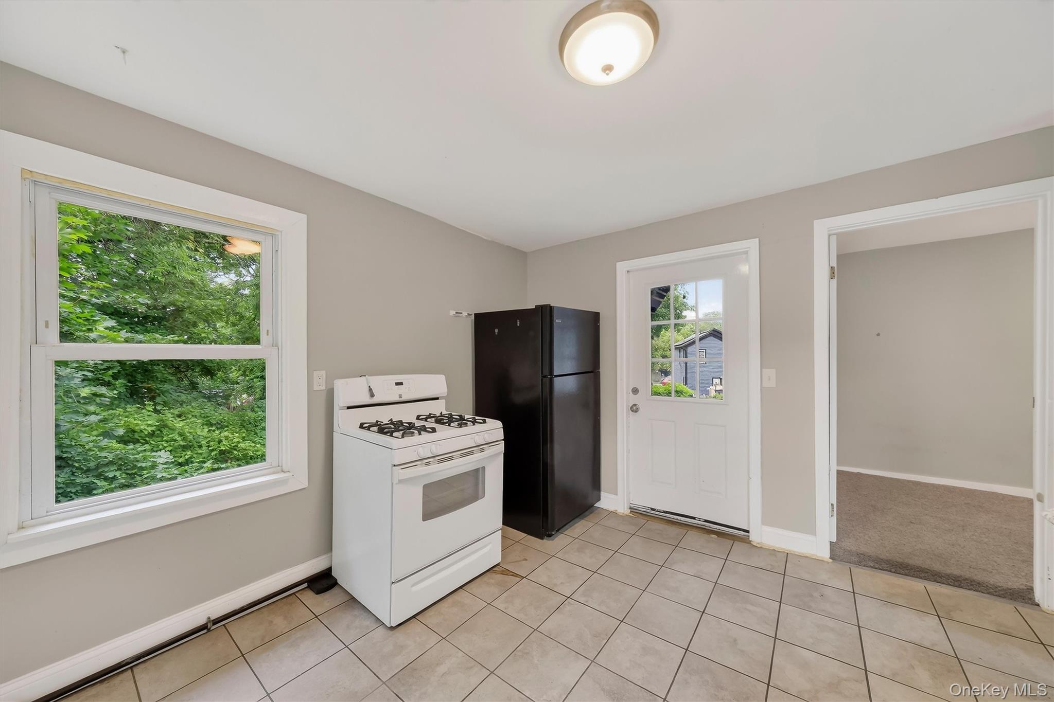 68 Catharine Street Unit 2 Property Photo 12