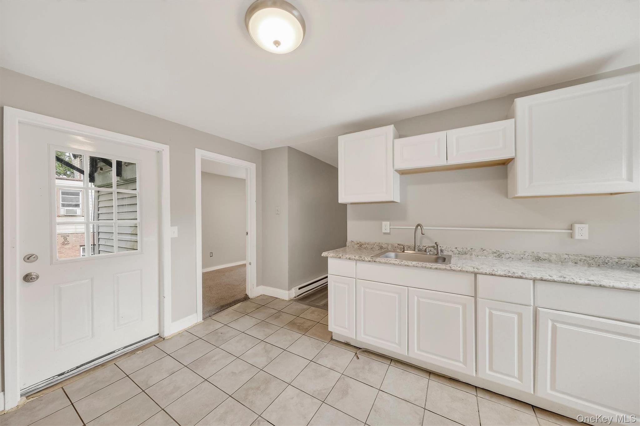 68 Catharine Street Unit 2 Property Photo 13