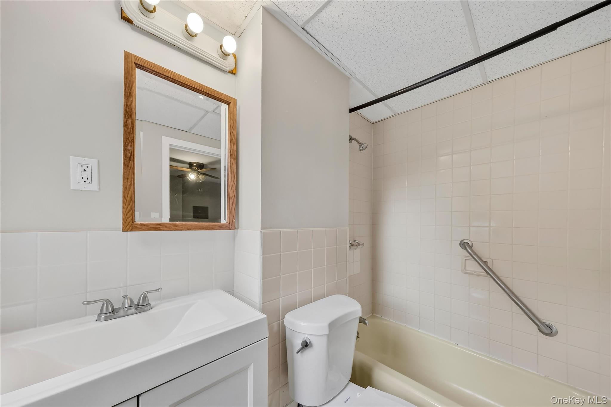 68 Catharine Street Unit 2 Property Photo 21