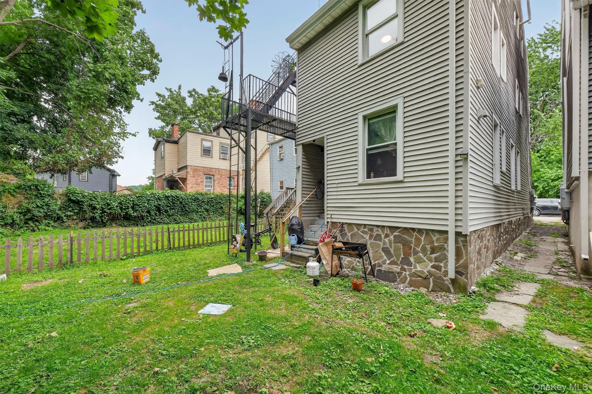 68 Catharine Street Unit 2 Property Photo 22
