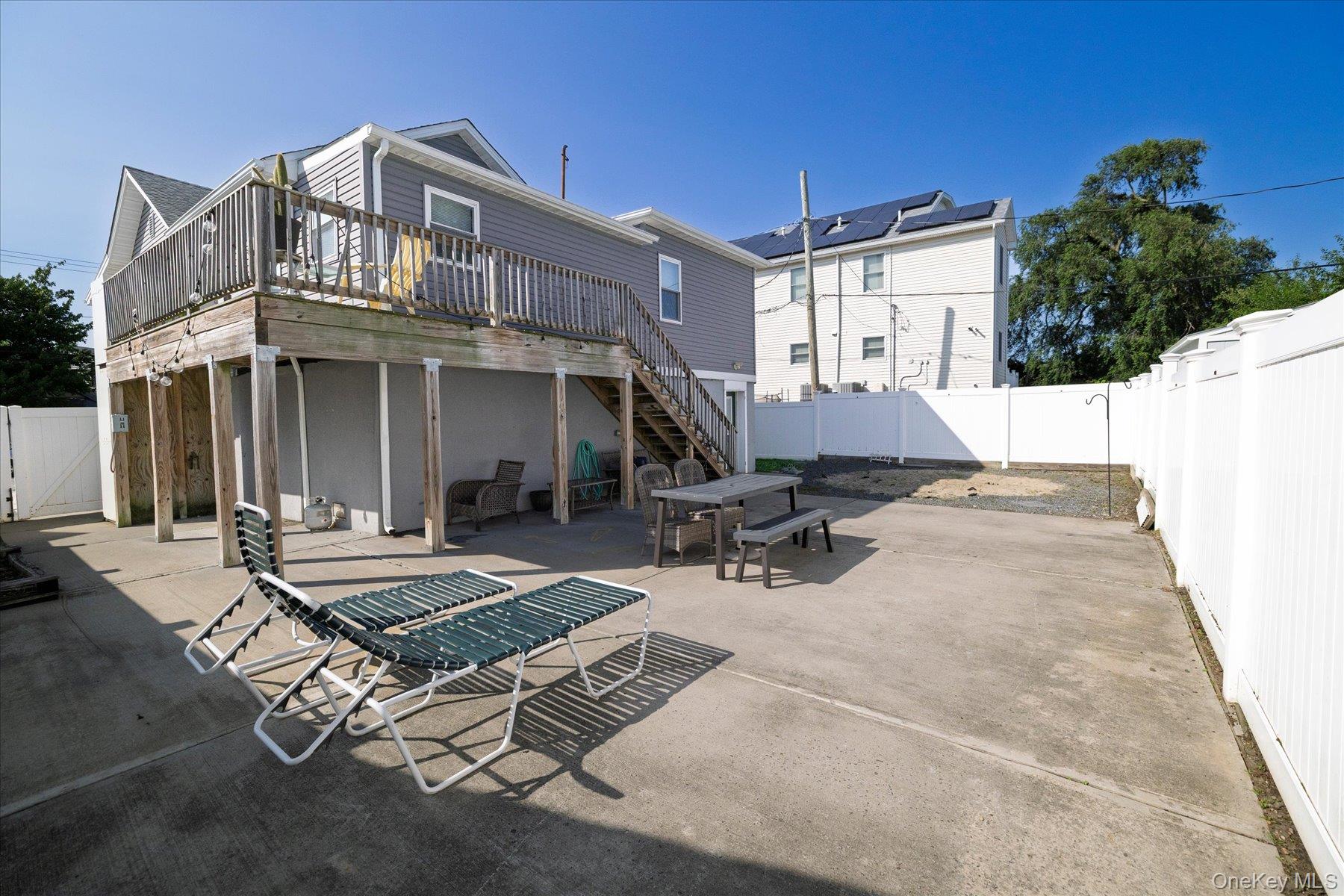 67 Radcliffe Road Property Photo 3