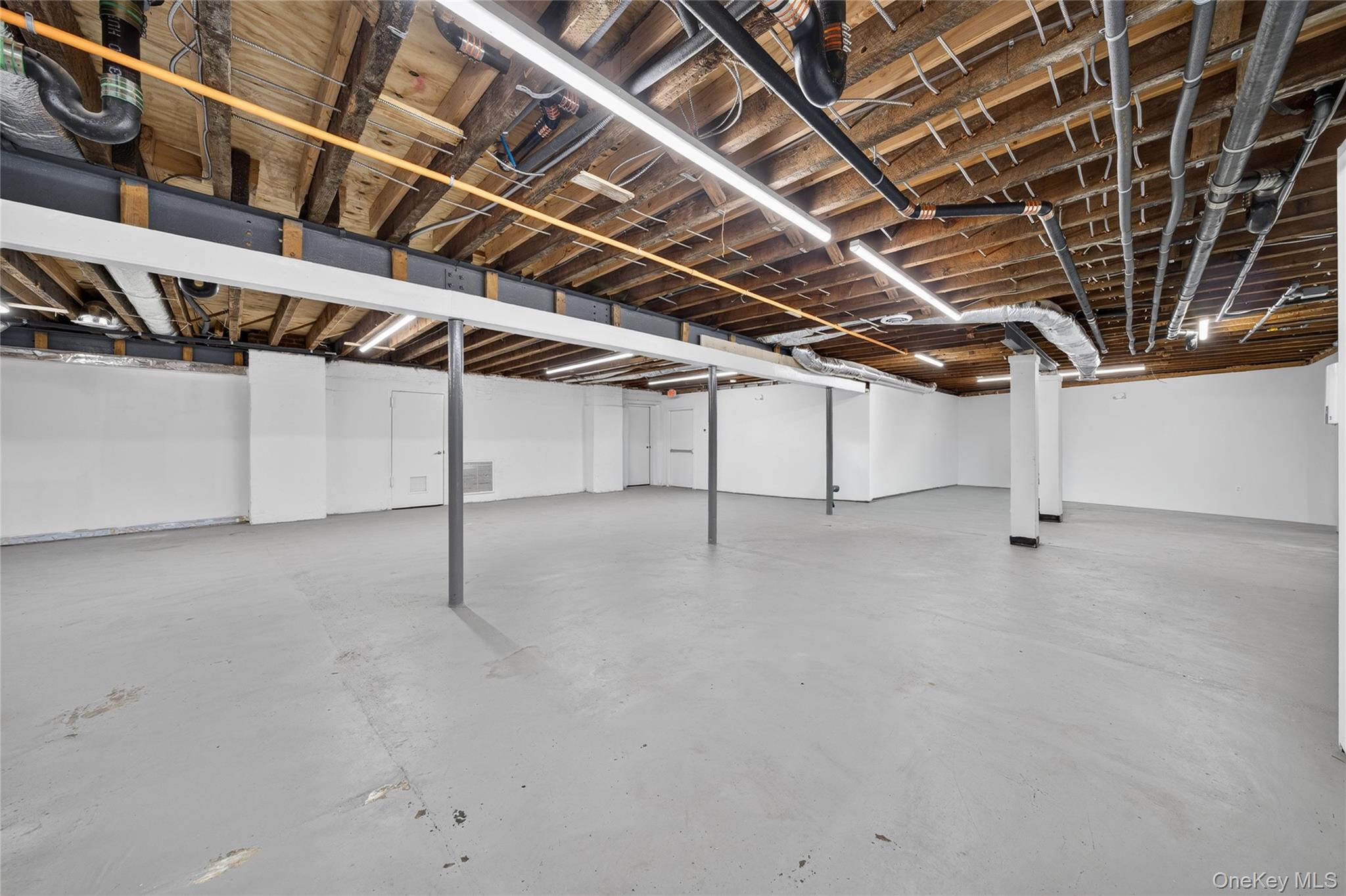 281 Clinton Street Property Photo 41