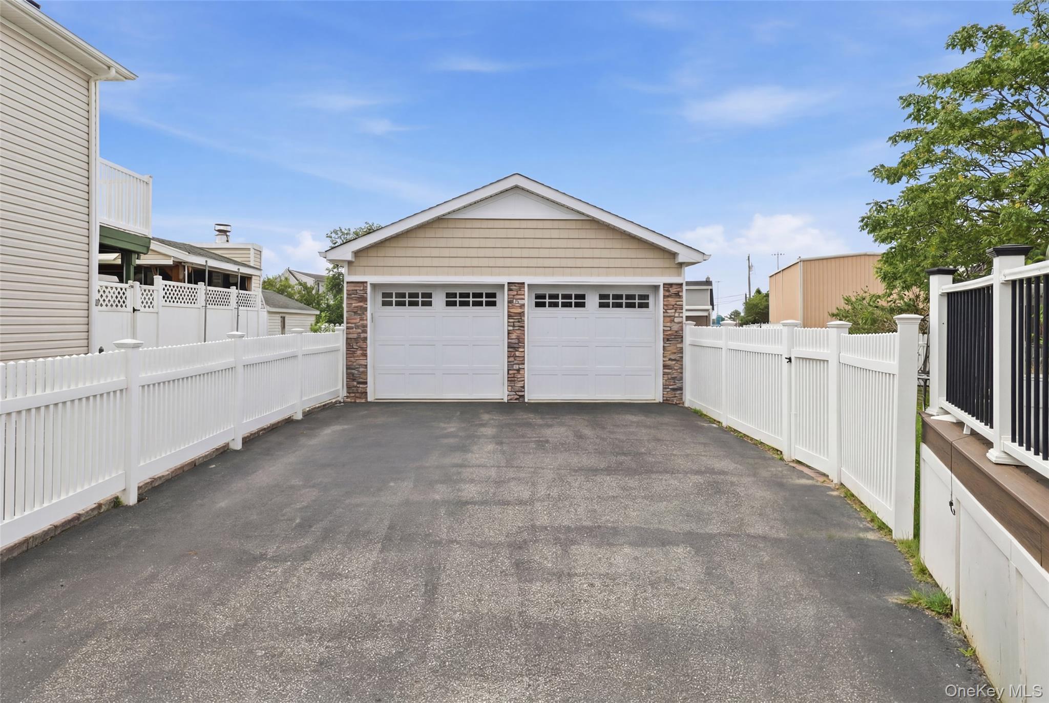 34 Meadow Lane Property Photo 27
