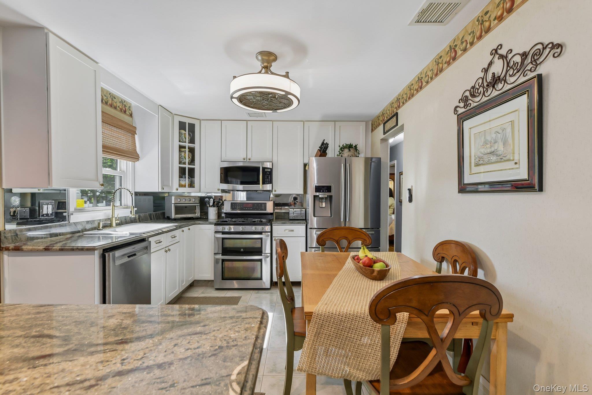 7814 Langdale Street Property Photo 13