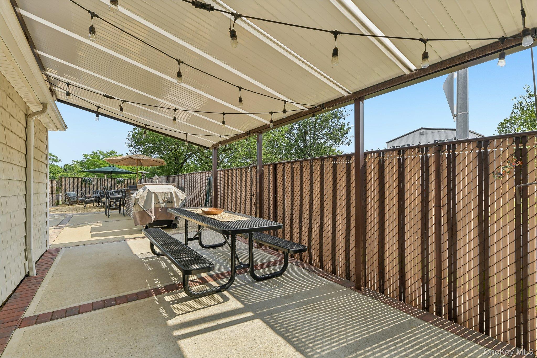 7814 Langdale Street Property Photo 29