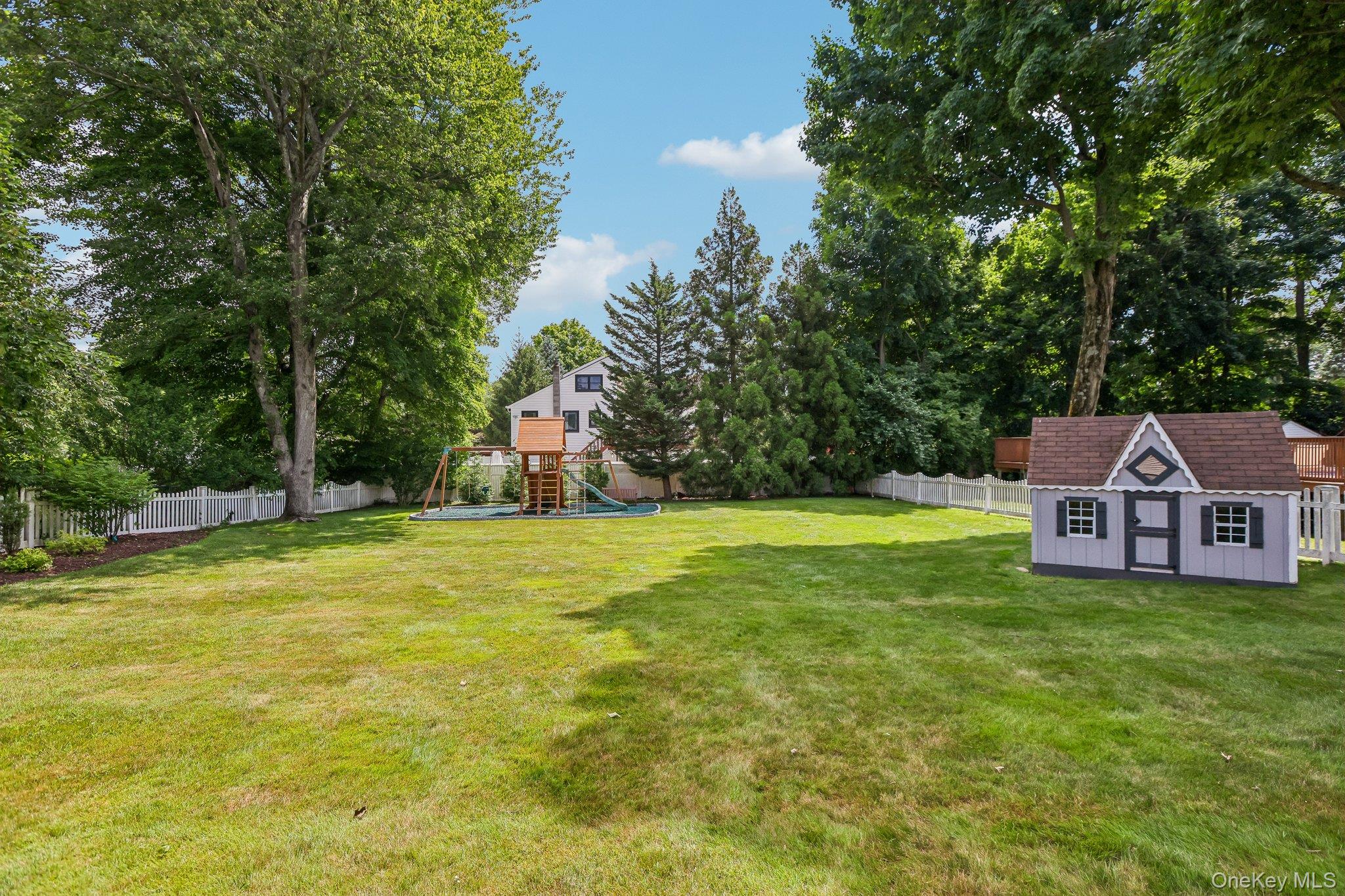 512 Westlake Drive Property Photo 40