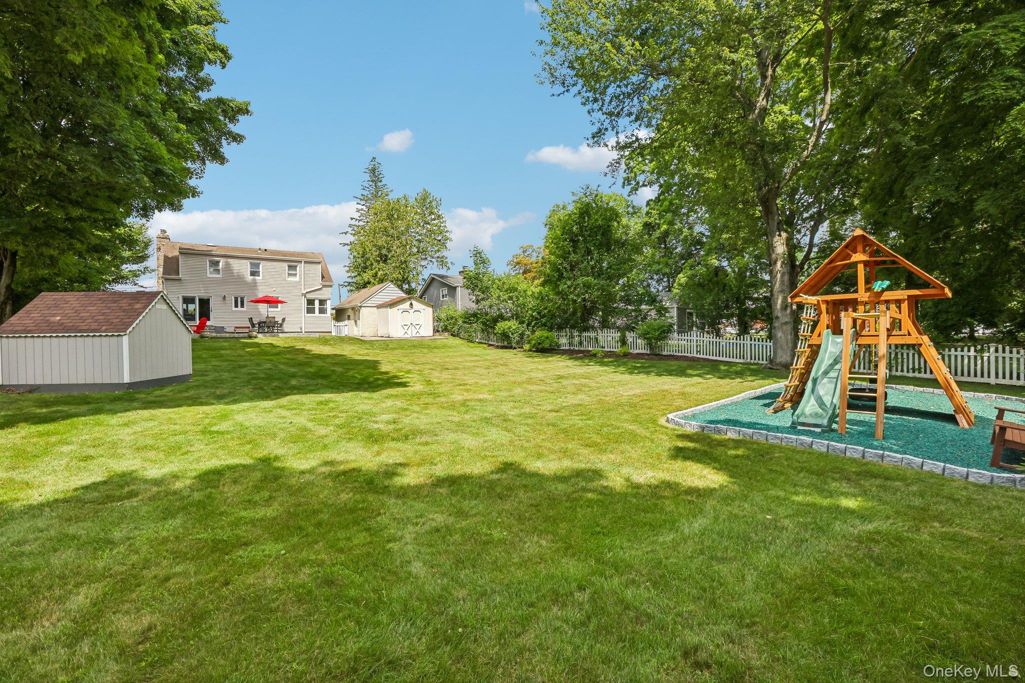 512 Westlake Drive Property Photo 41