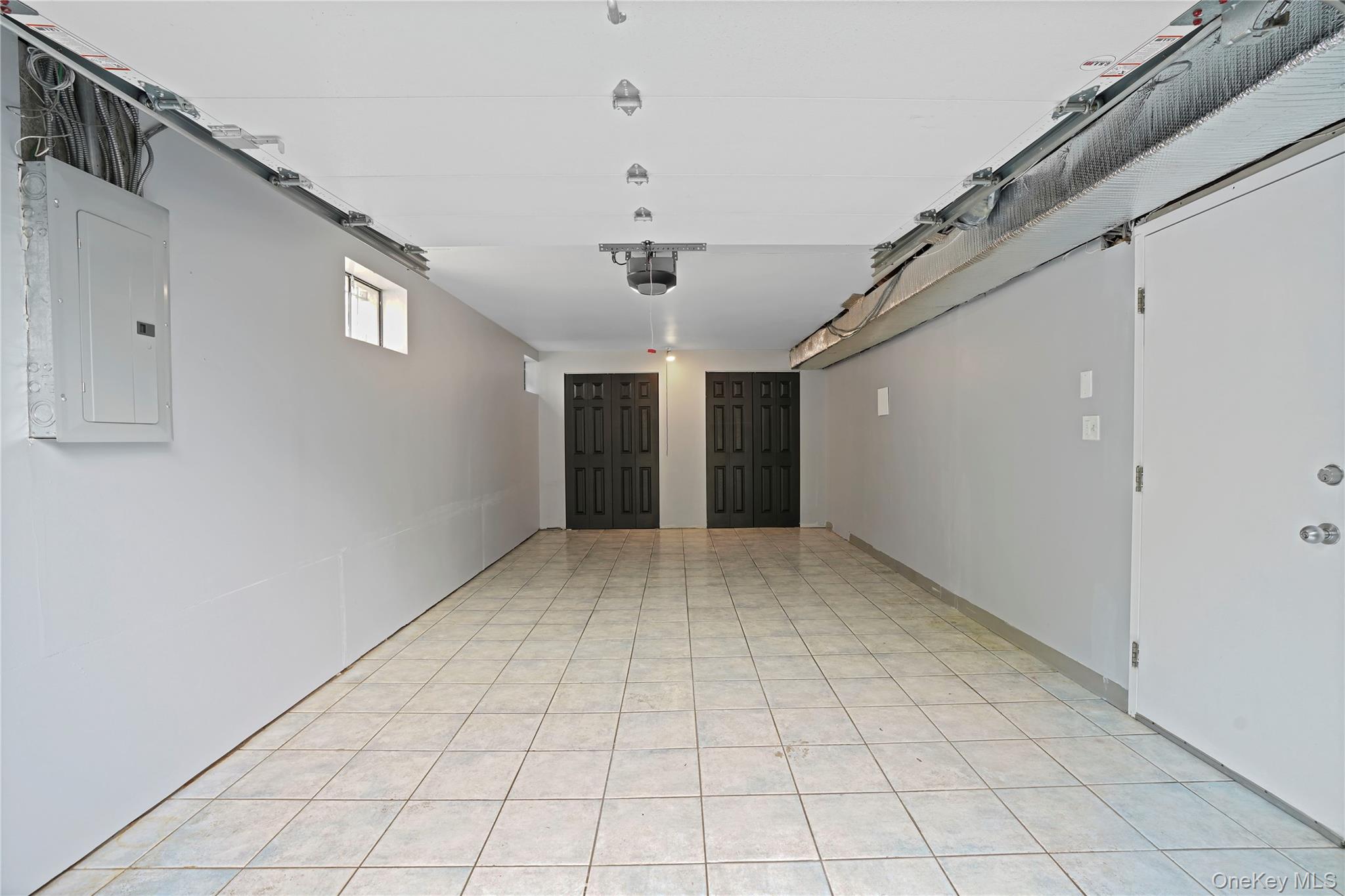 268 Ardsley Street Property Photo 21