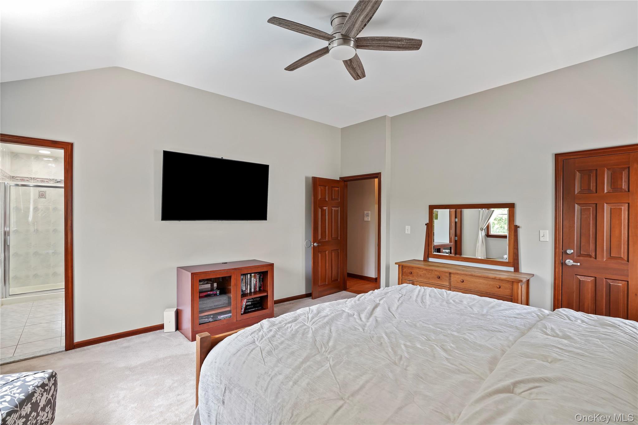 268 Ardsley Street Property Photo 35