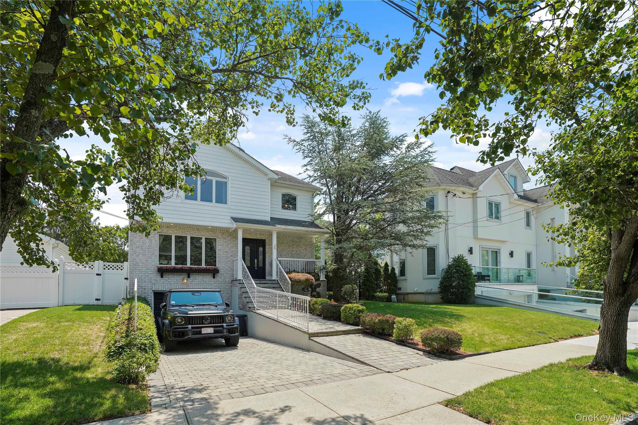 268 Ardsley Street Property Photo 45