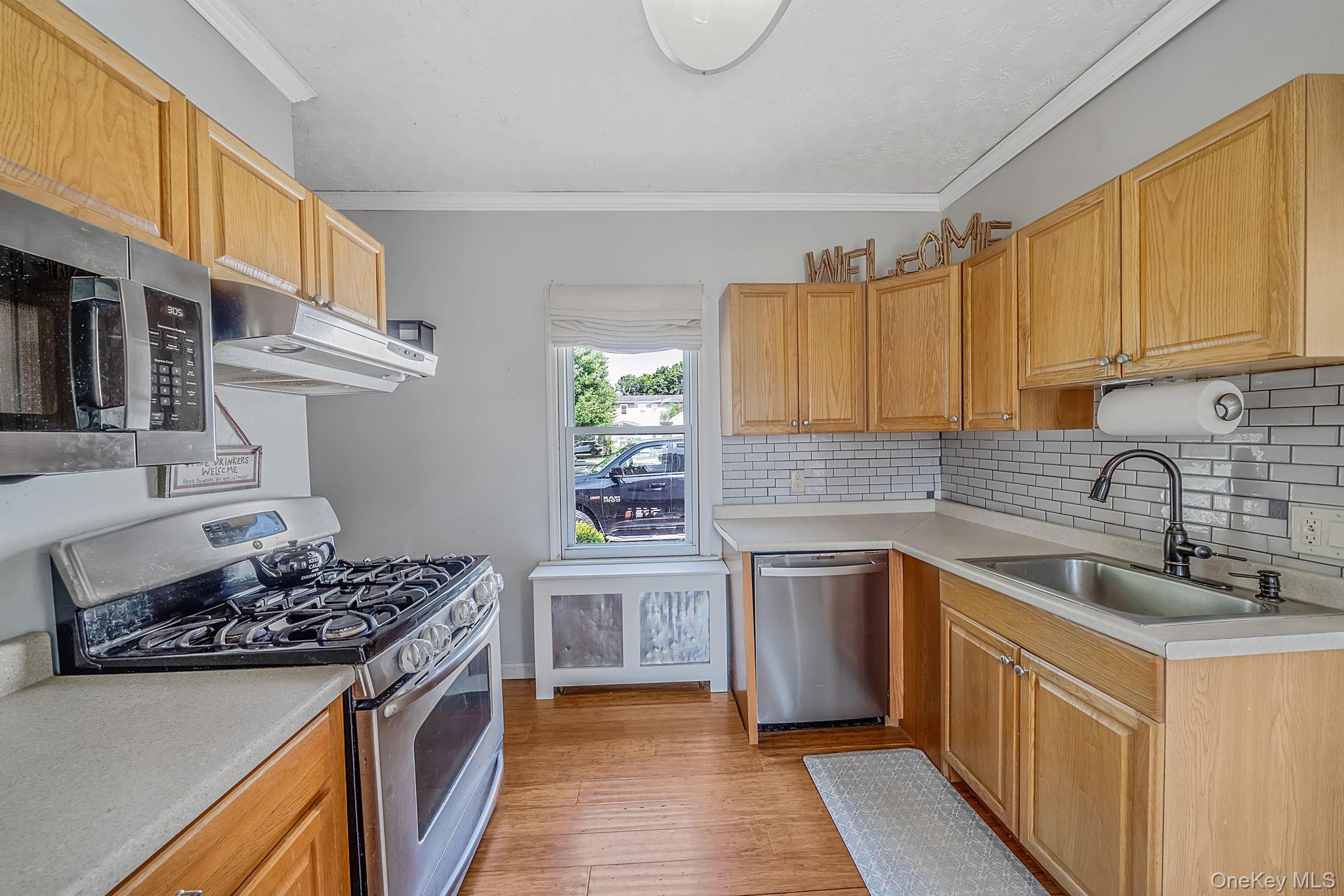 74 Fairview Avenue Property Photo 8