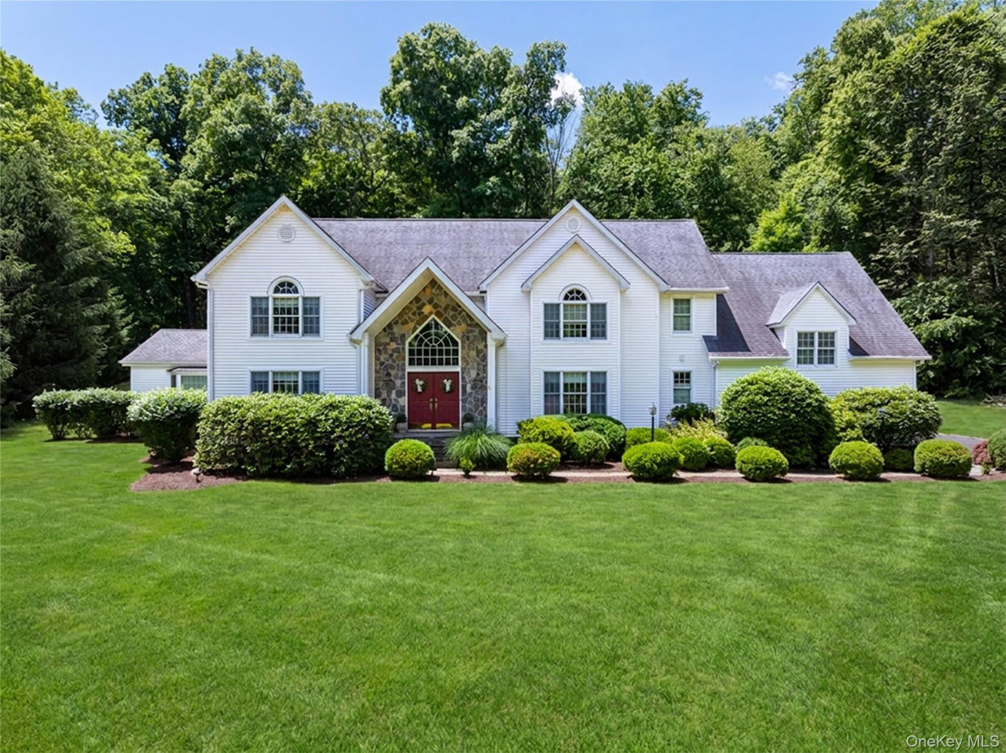 10 Adams Farm Road Property Photo 2