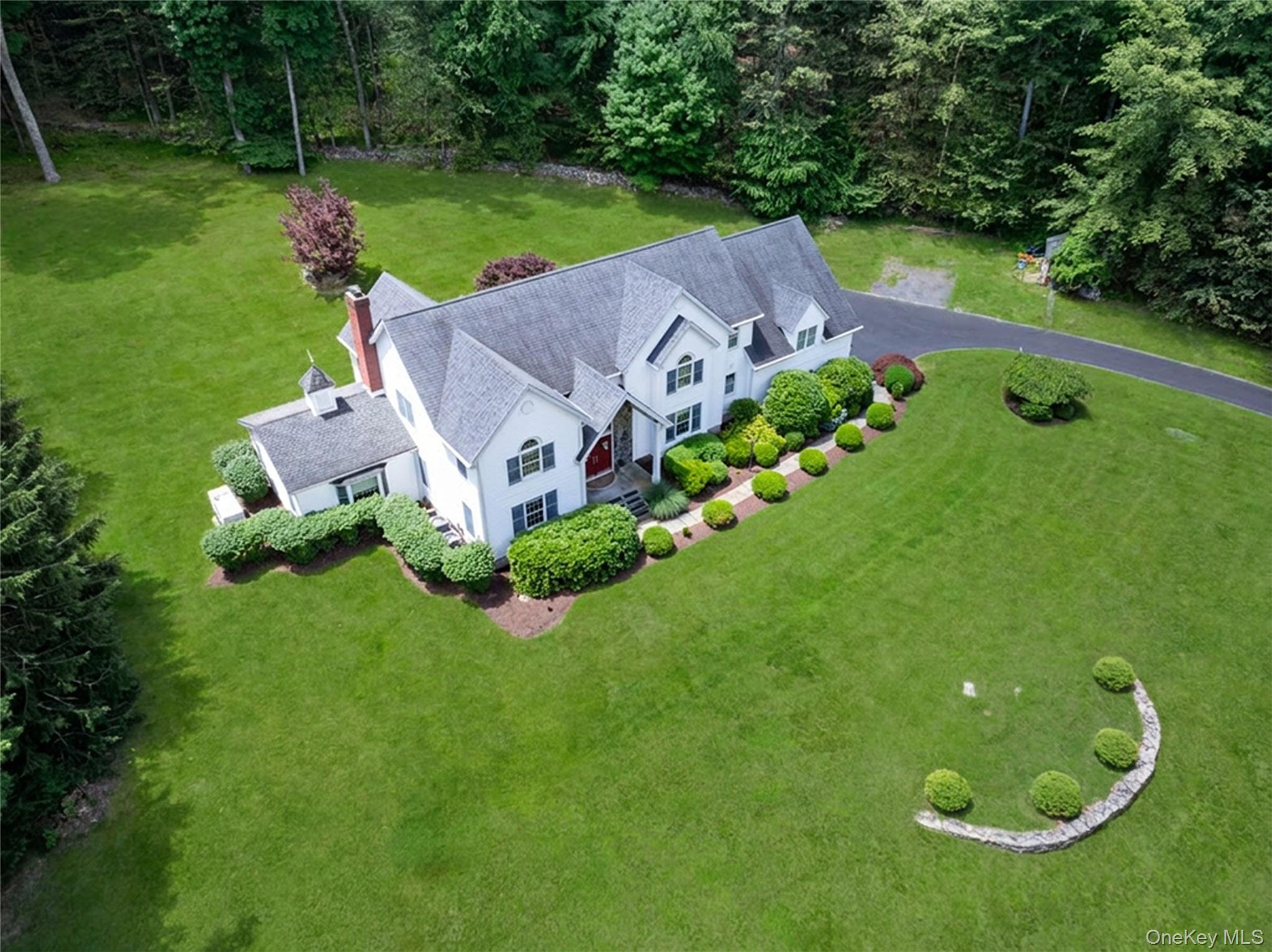 10 Adams Farm Road Property Photo 5