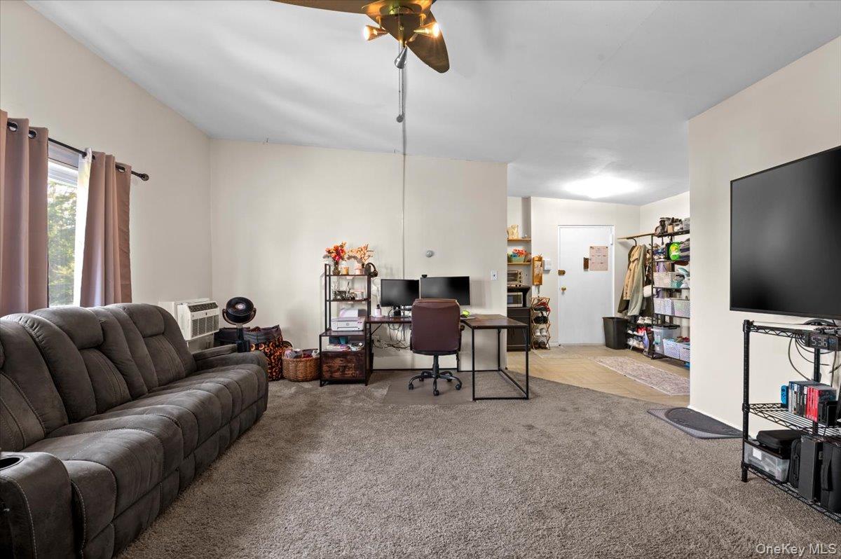 267 N Newbridge Road 2d Property Photo 7