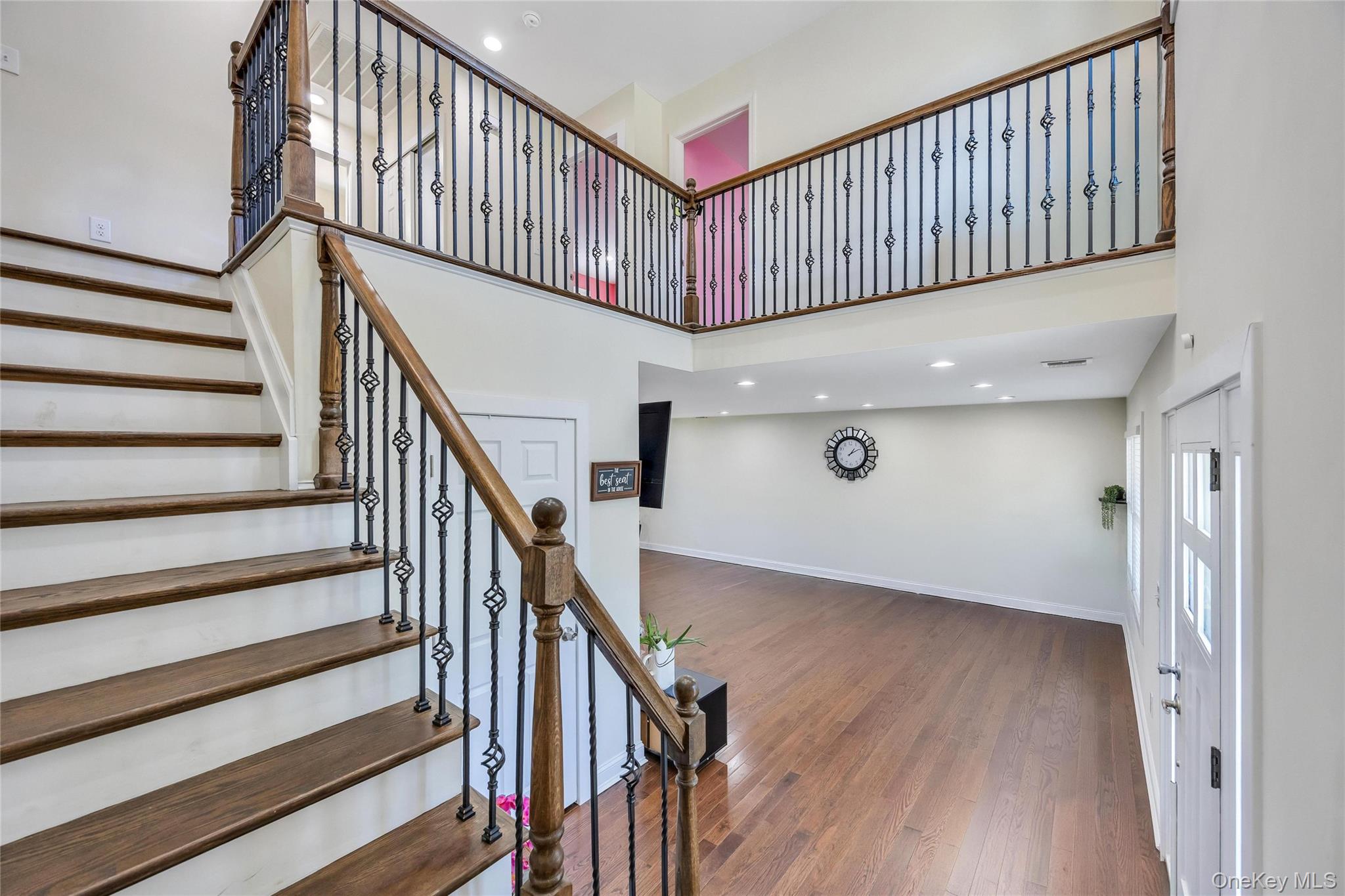 71 Penn Street Property Photo 4