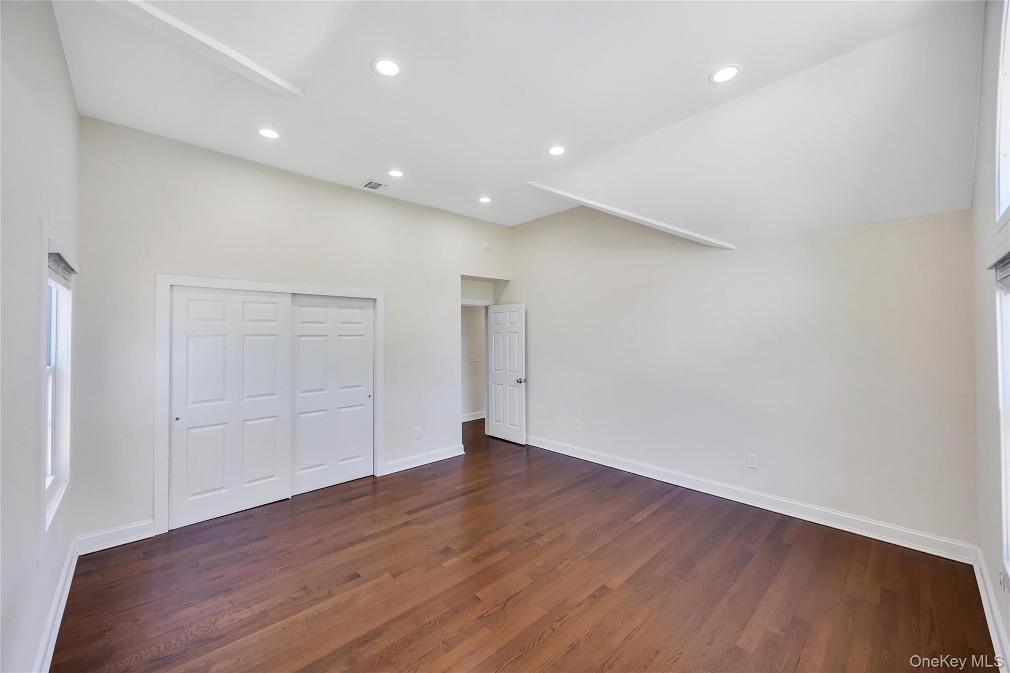71 Penn Street Property Photo 8