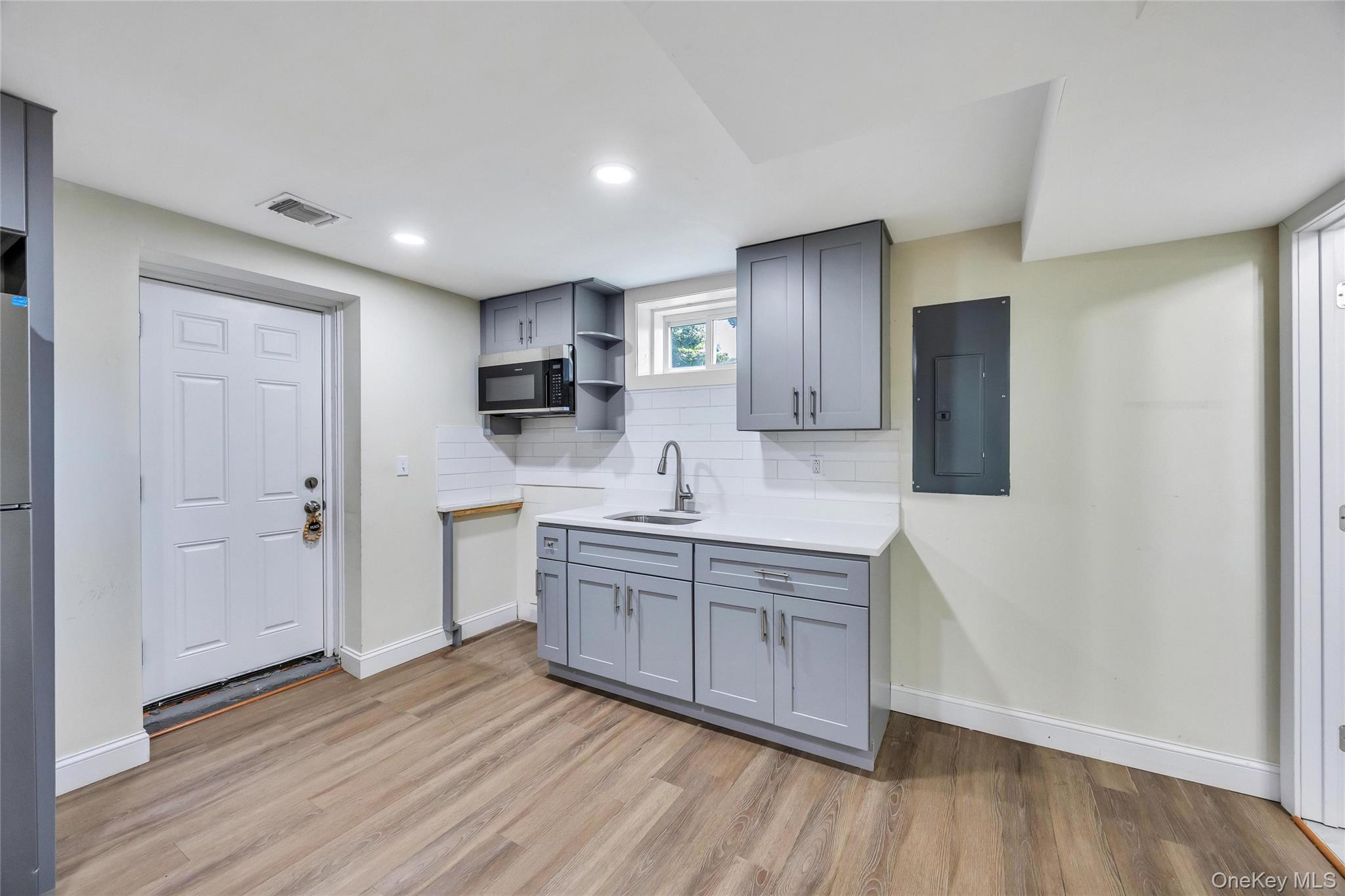 71 Penn Street Property Photo 20