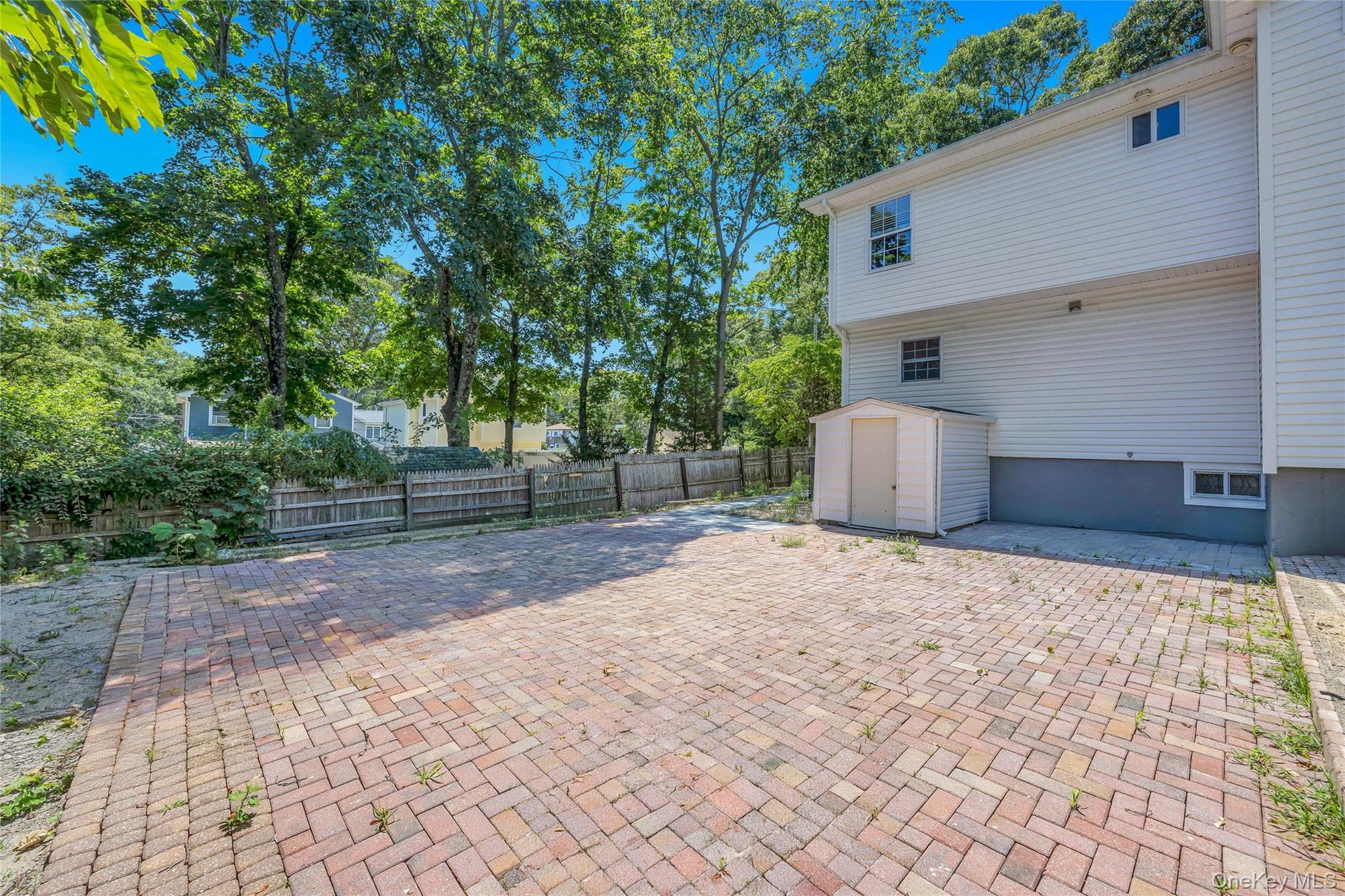 71 Penn Street Property Photo 22
