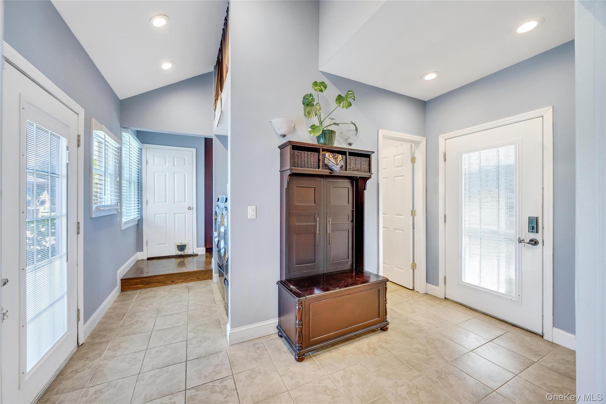 158 South Street Property Photo 20