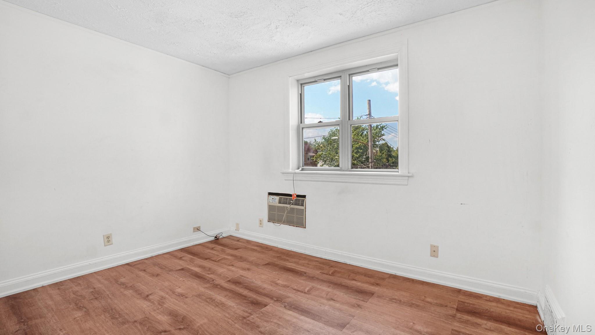 1051 Duncan Street Property Photo 11